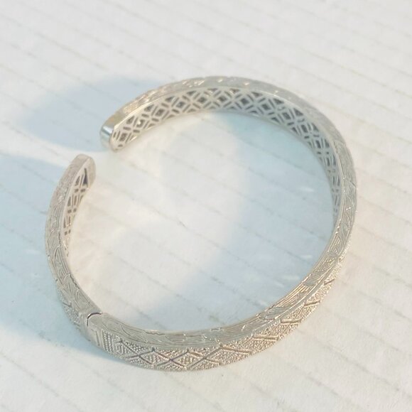 Beautiful Vintage Sterling Silver Geometric Cuff – Marked ISP 925 China - Picture 7 of 14